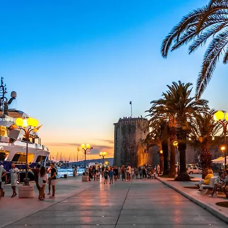 Apartment Super Modern Gold, Beautiful View Trogir