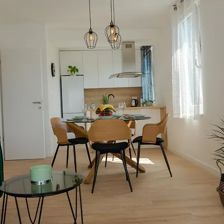 Super Modern Gold, Beautiful View *